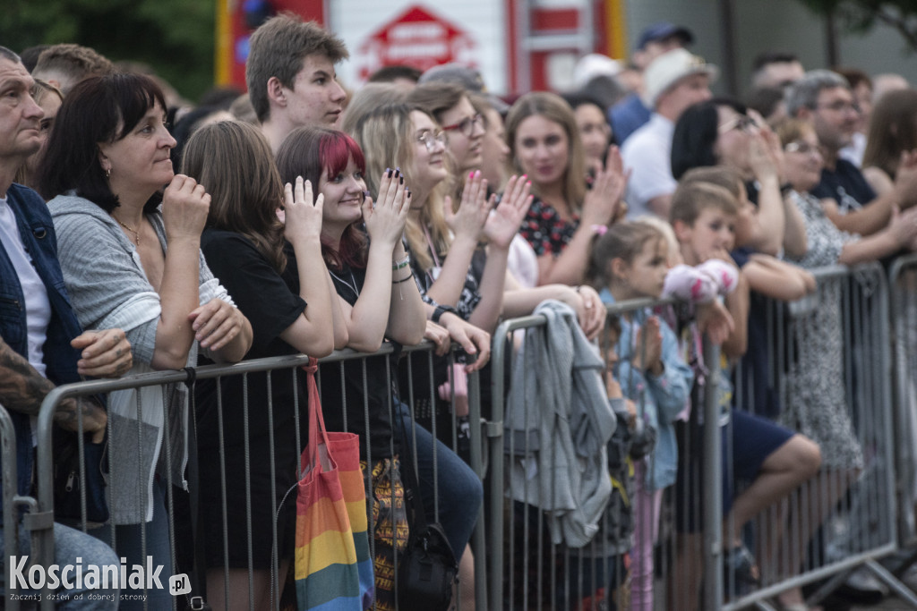 Dni Czempinia. Koncert Happysad i Mała Lady P.