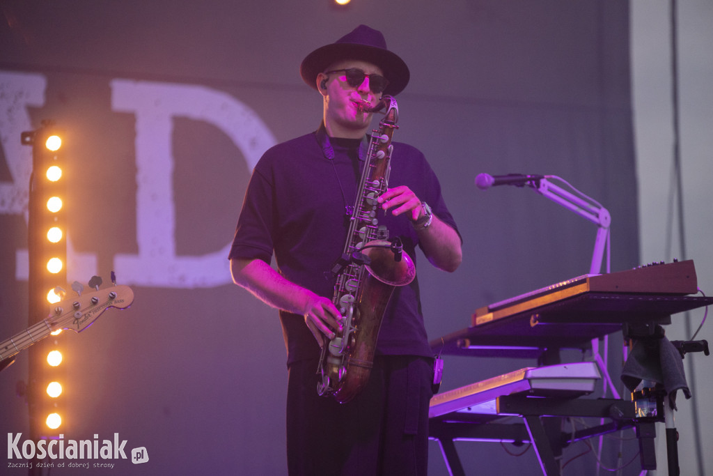 Dni Czempinia. Koncert Happysad i Mała Lady P.
