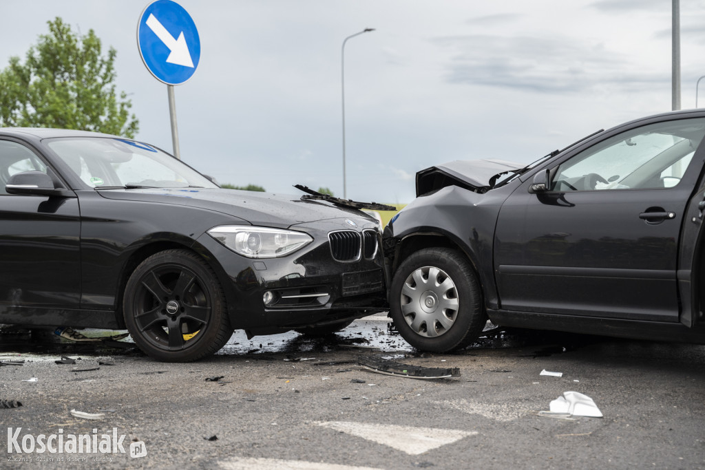 Zderzenie trzech aut na obwodnicy Kościana