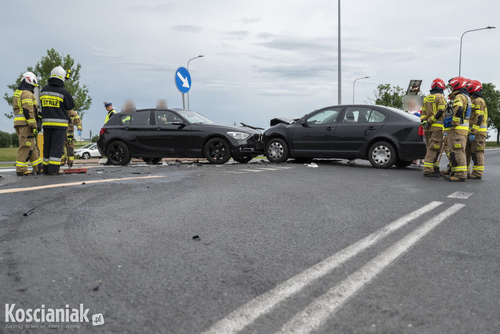 Zderzenie trzech aut na obwodnicy Kościana