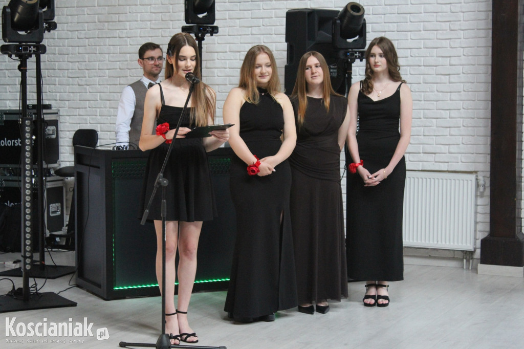 Bal Ósmoklasisty kościańskiej „Dwójki”