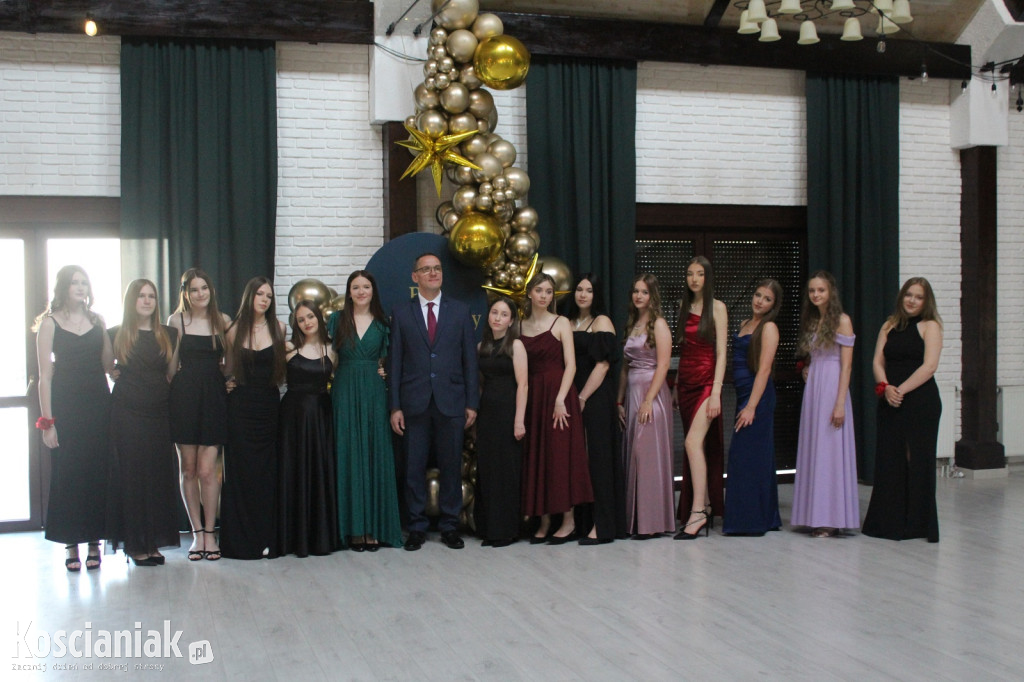 Bal Ósmoklasisty kościańskiej „Dwójki”