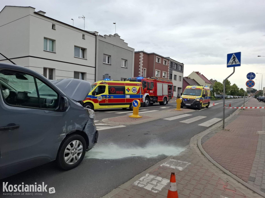 Zderzenie dwóch aut na Poznańskiej