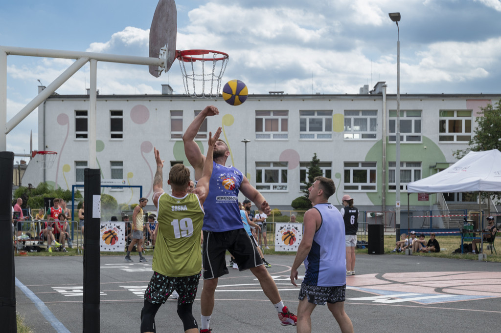 Turniej koszykówki ulicznej Pick and Roll Streetball Mds