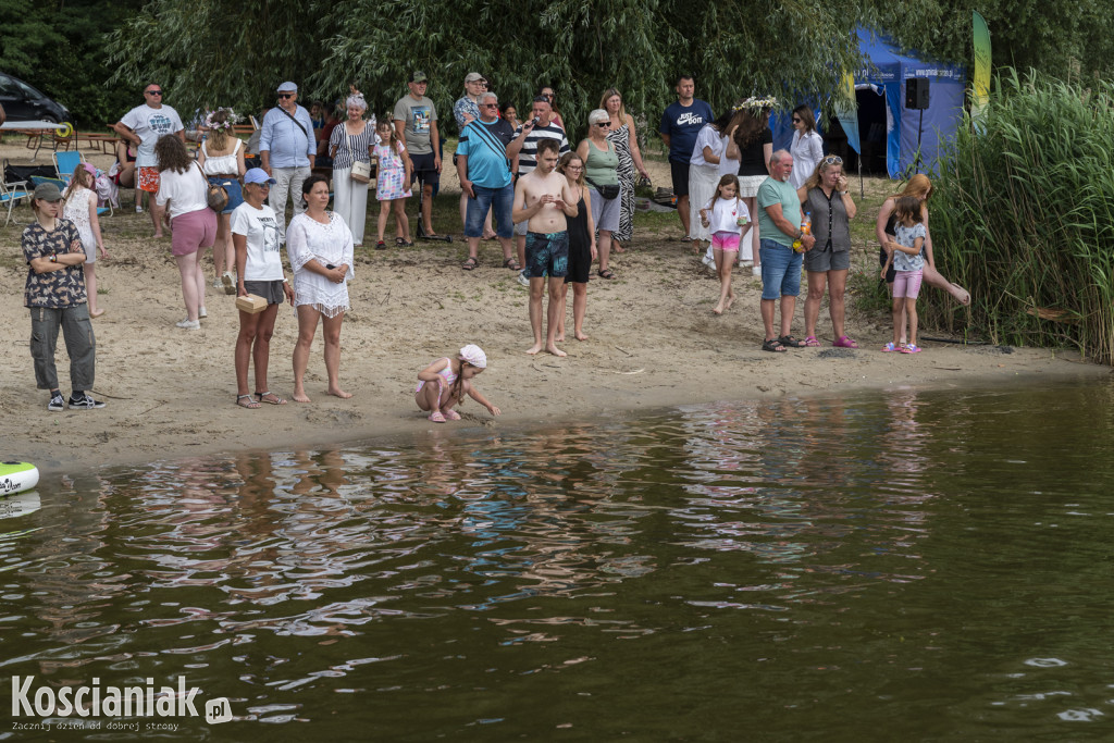 Noc Świętojańska i koncert na plaży w Nowym Dębcu