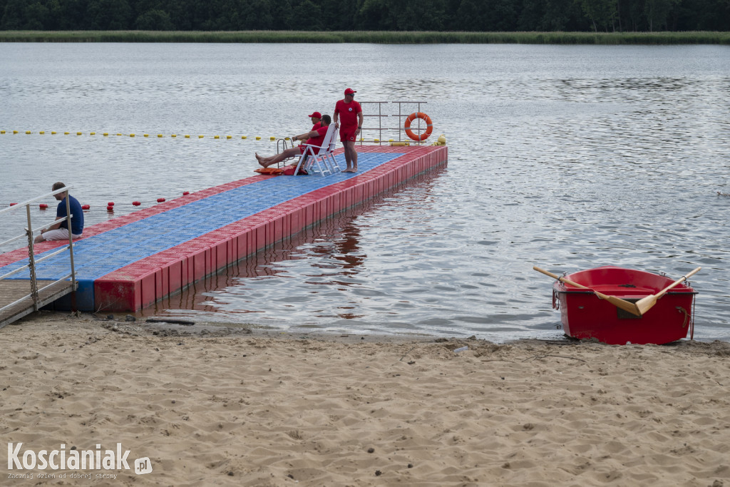 Noc Świętojańska i koncert na plaży w Nowym Dębcu