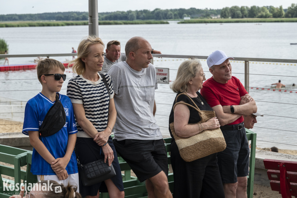 Noc Świętojańska i koncert na plaży w Nowym Dębcu