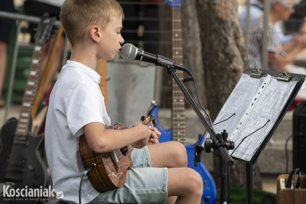 Noc Świętojańska i koncert na plaży w Nowym Dębcu