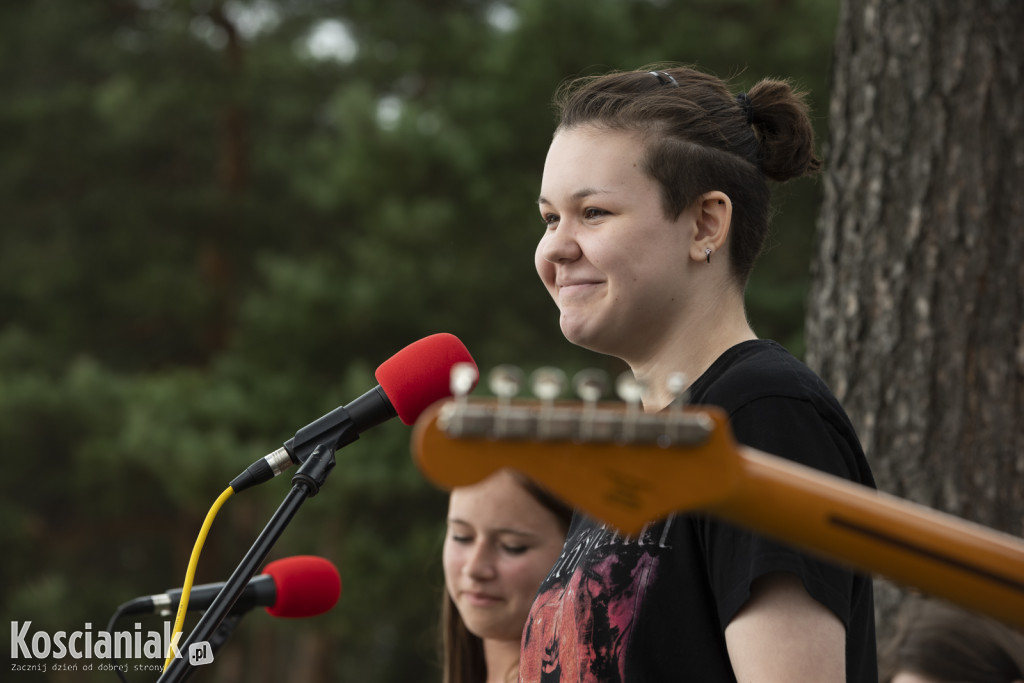 Noc Świętojańska i koncert na plaży w Nowym Dębcu