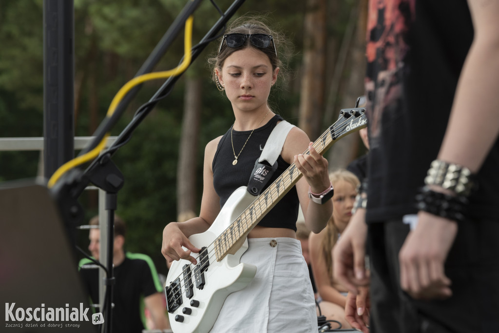 Noc Świętojańska i koncert na plaży w Nowym Dębcu