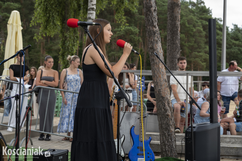 Noc Świętojańska i koncert na plaży w Nowym Dębcu