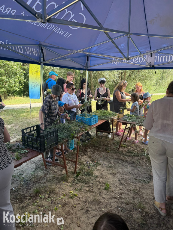 Noc Świętojańska i koncert na plaży w Nowym Dębcu