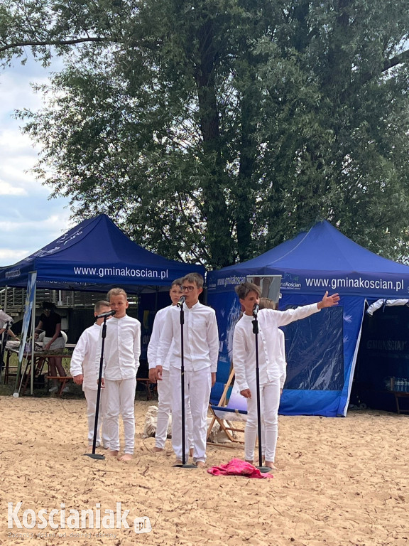 Noc Świętojańska i koncert na plaży w Nowym Dębcu