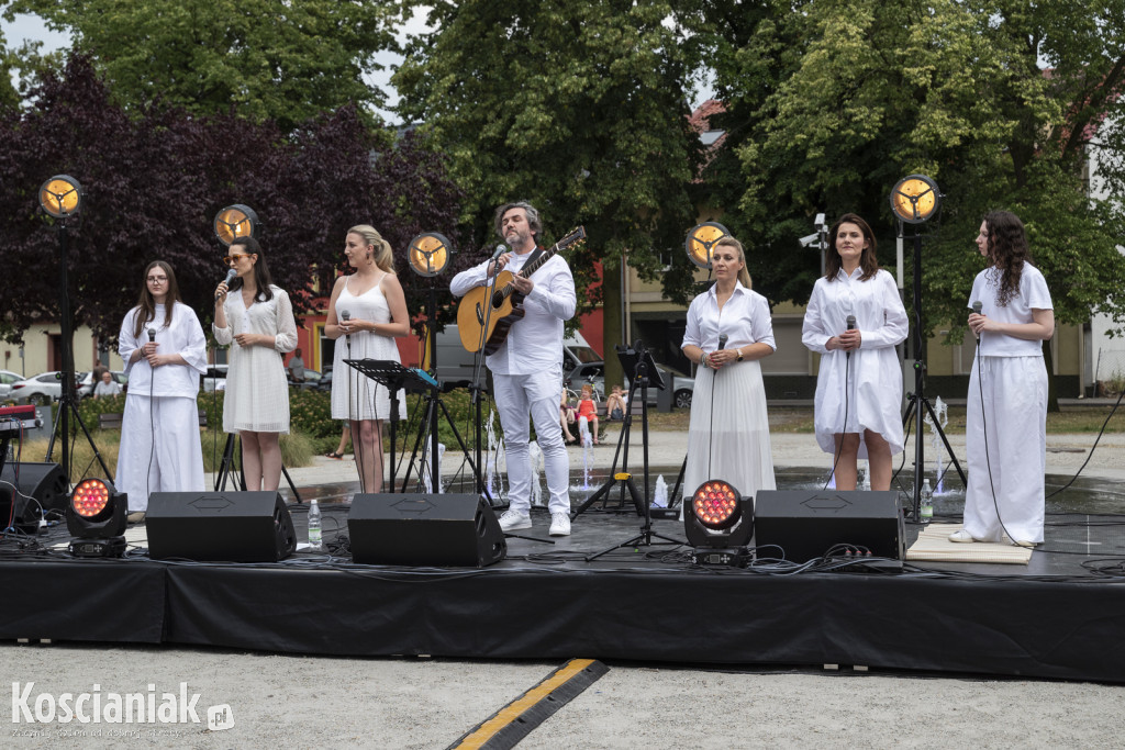 Muzyka na Placu Wolności. Chór gospel