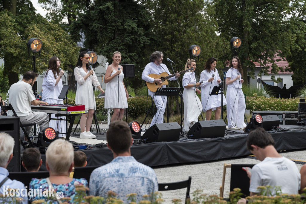 Muzyka na Placu Wolności. Chór gospel