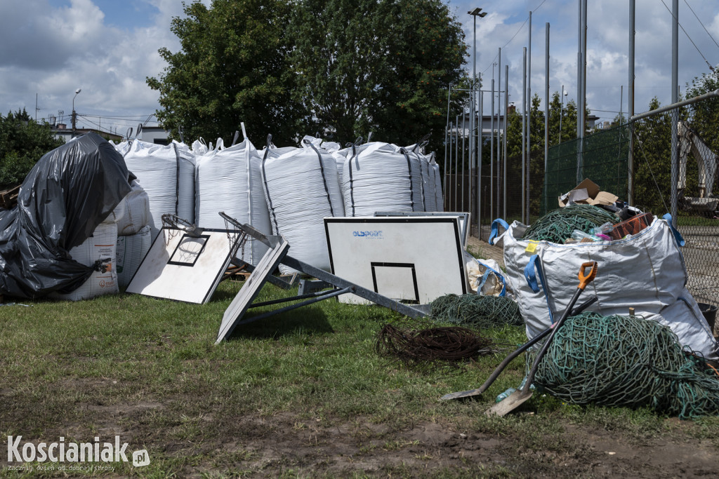 Trwa modernizacja Orlików przy Wyzwolenia