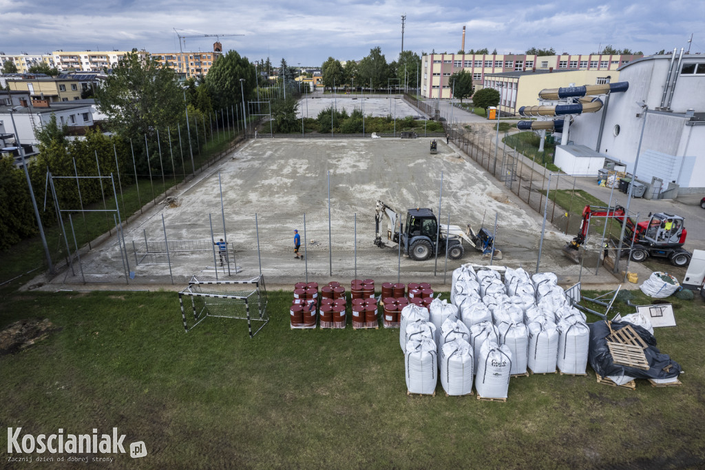 Trwa modernizacja Orlików przy Wyzwolenia