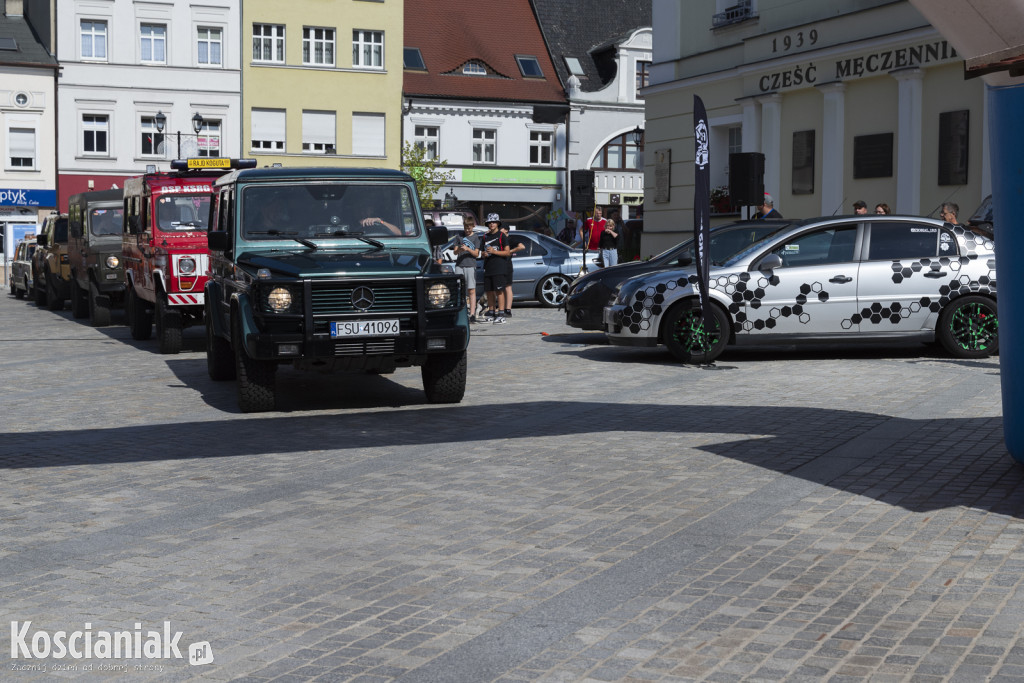 Rajd Wiatraka wystartował z kościańskiego Rynku