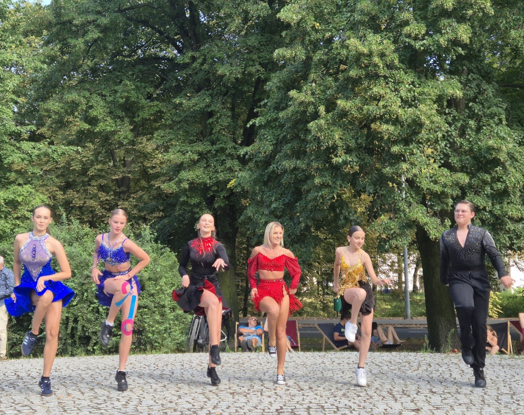 Operetka i taniec na Placu Wolności