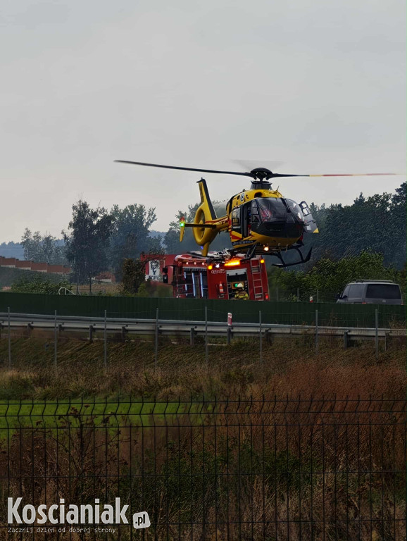 Ciężarówka wjechała w drogowców na S5
