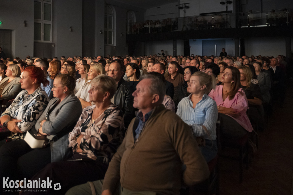 Koncert orkiestry z udziałem Andrzeja Piasecznego