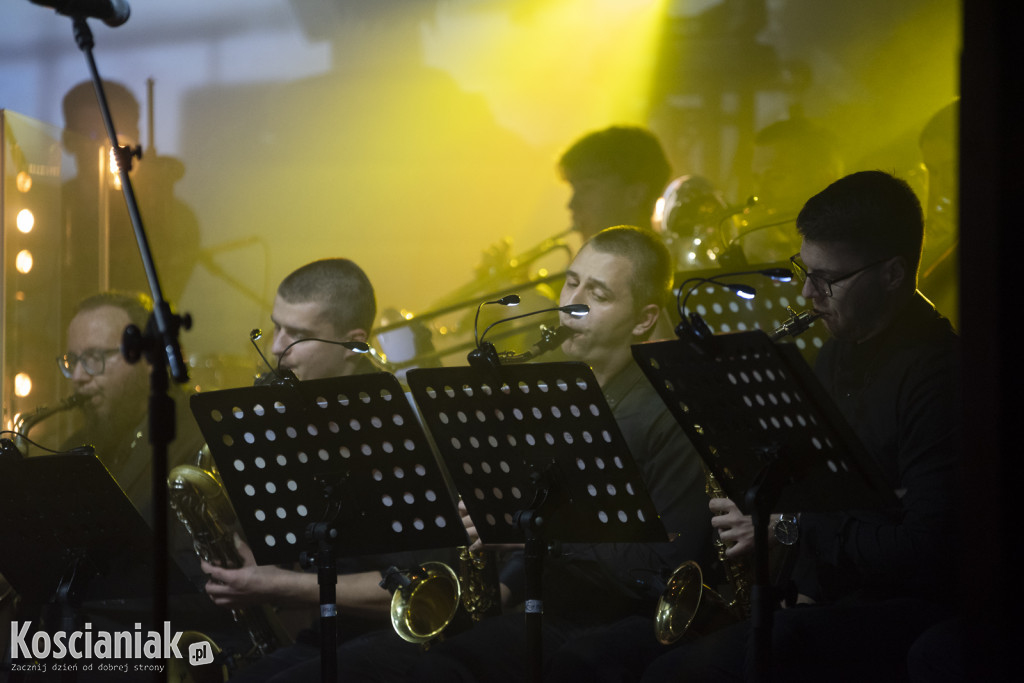 Koncert orkiestry z udziałem Andrzeja Piasecznego