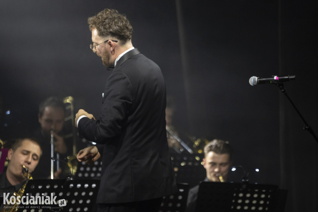 Koncert orkiestry z udziałem Andrzeja Piasecznego