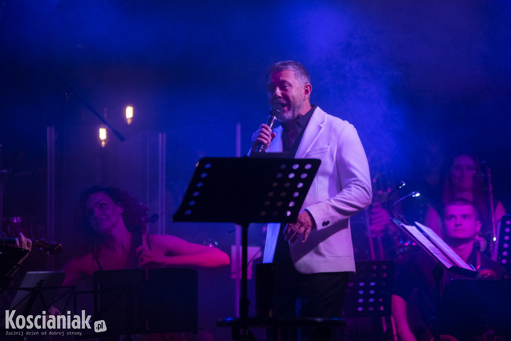 Koncert orkiestry z udziałem Andrzeja Piasecznego