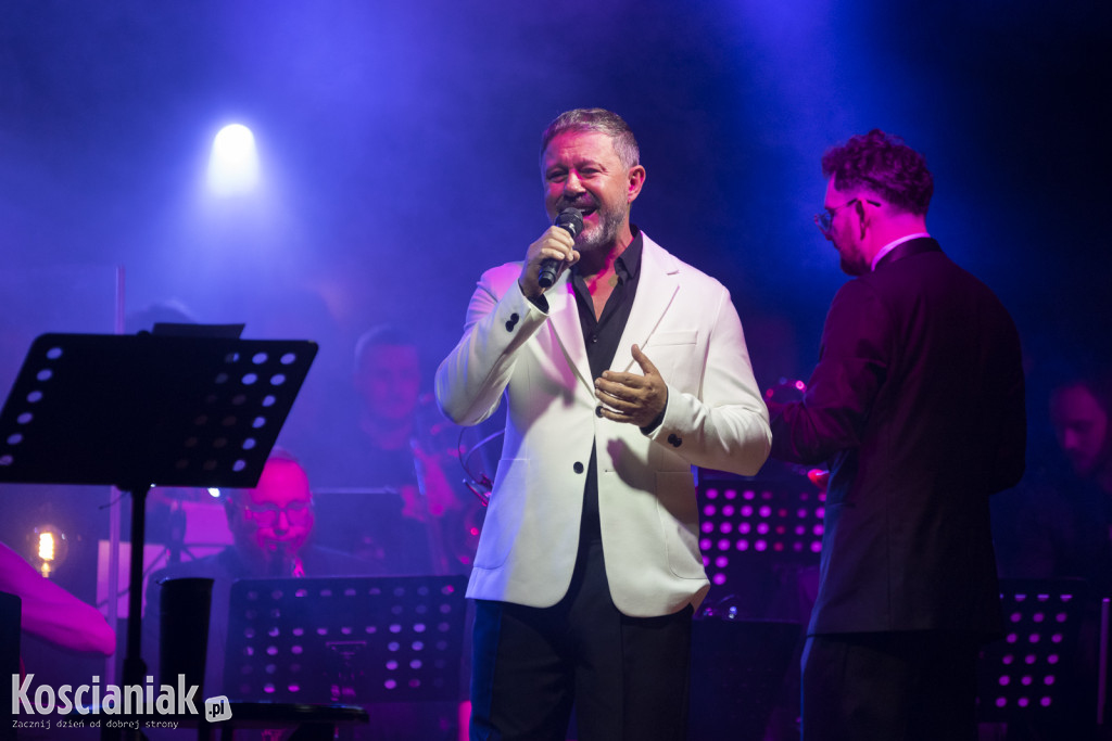 Koncert orkiestry z udziałem Andrzeja Piasecznego