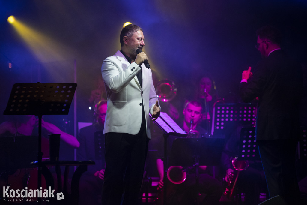 Koncert orkiestry z udziałem Andrzeja Piasecznego