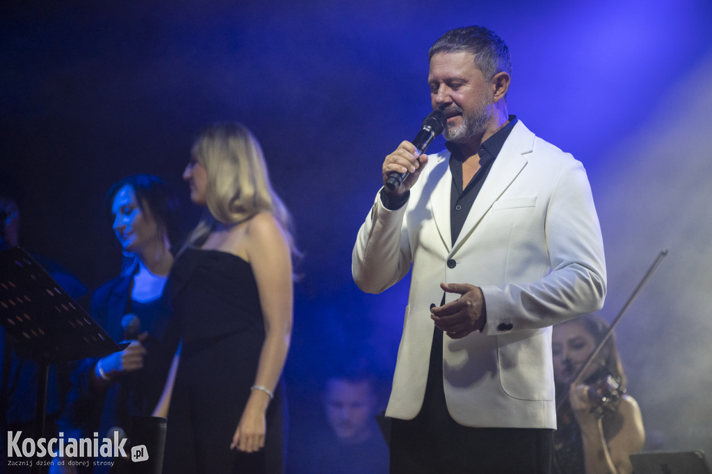 Koncert orkiestry z udziałem Andrzeja Piasecznego