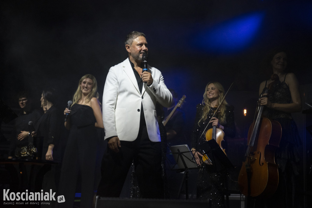 Koncert orkiestry z udziałem Andrzeja Piasecznego