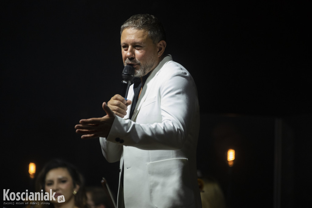 Koncert orkiestry z udziałem Andrzeja Piasecznego