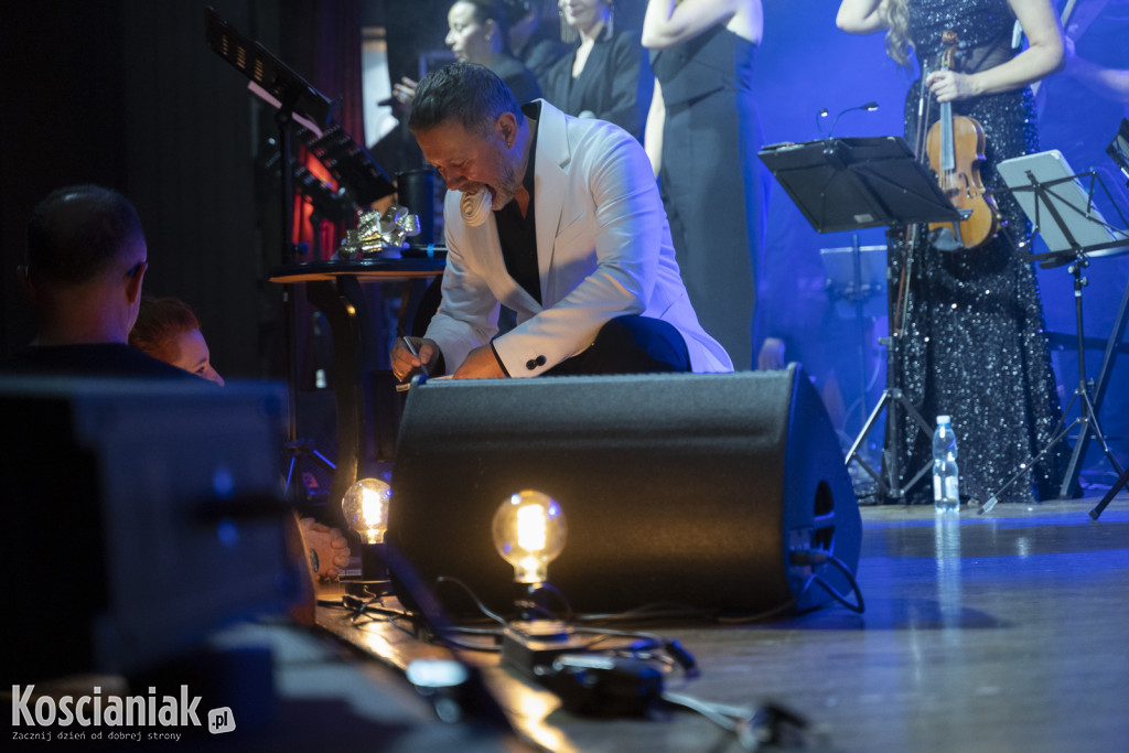 Koncert orkiestry z udziałem Andrzeja Piasecznego