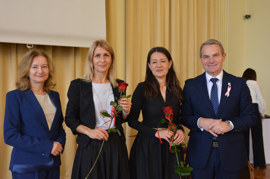 Nagrody dla nauczycieli i pracowników oświaty