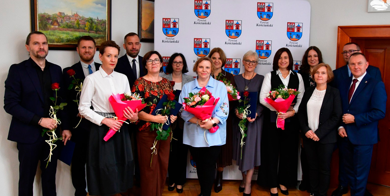 Nagrodzeni z okazji Dnia Edukacji Narodowej