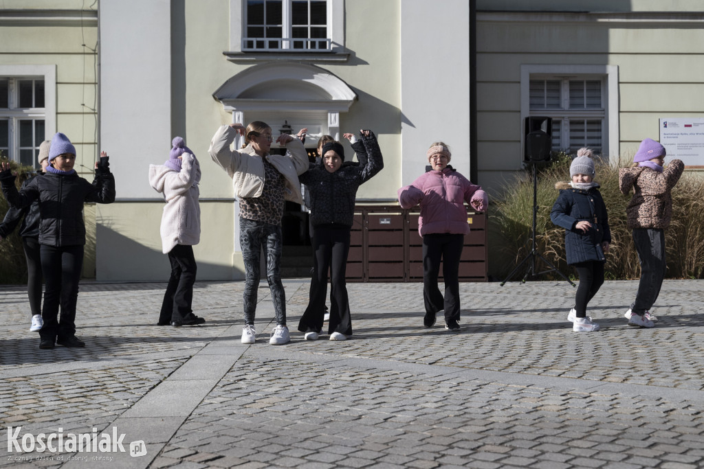 Strefy kibica i atrakcje na Półmaratonie
