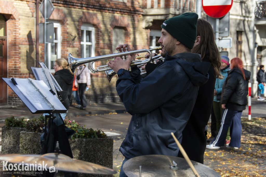 Strefy kibica i atrakcje na Półmaratonie