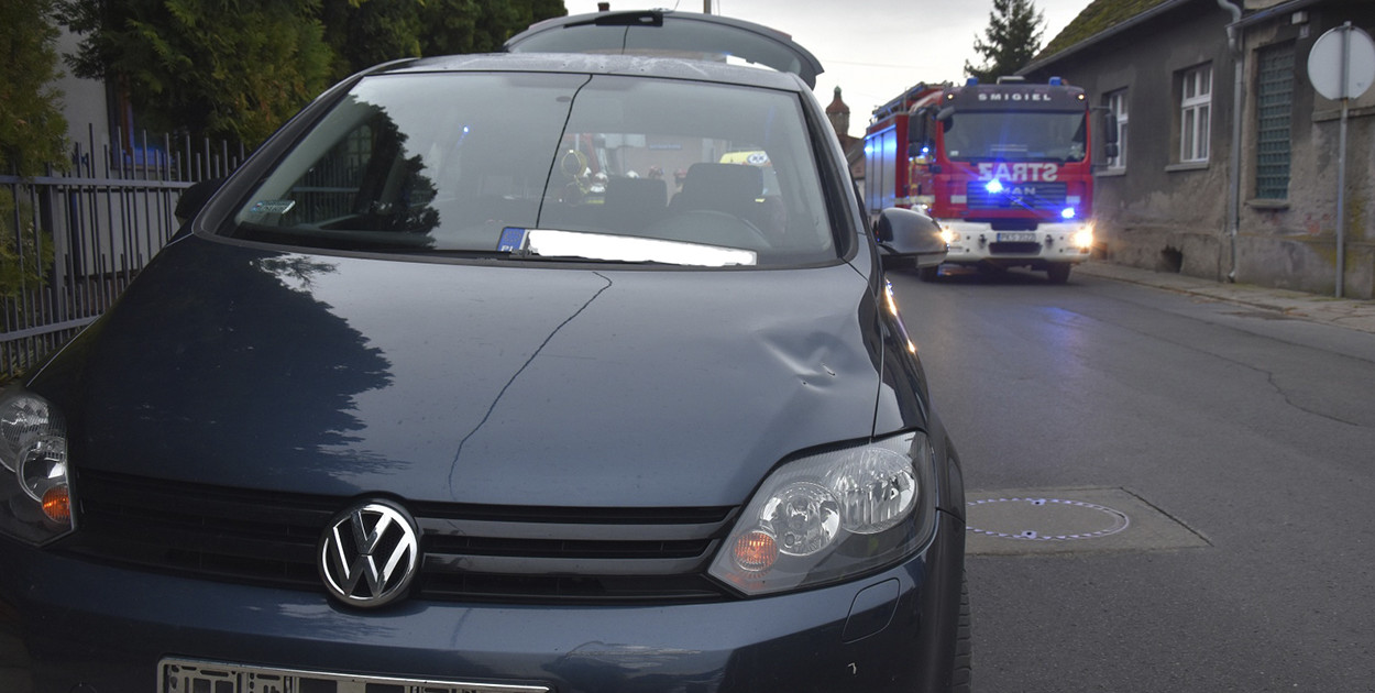 Rowerzysta zderzył się z samochodem w Śmiglu