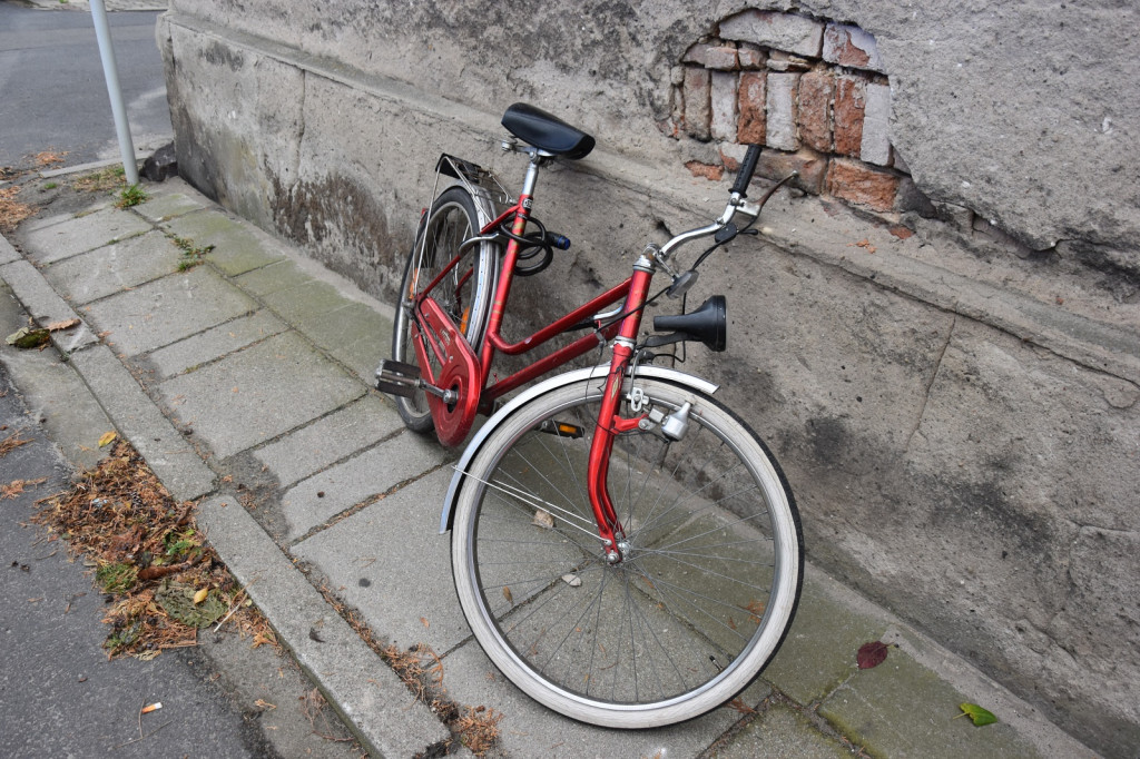 Rowerzysta zderzył się z samochodem w Śmiglu