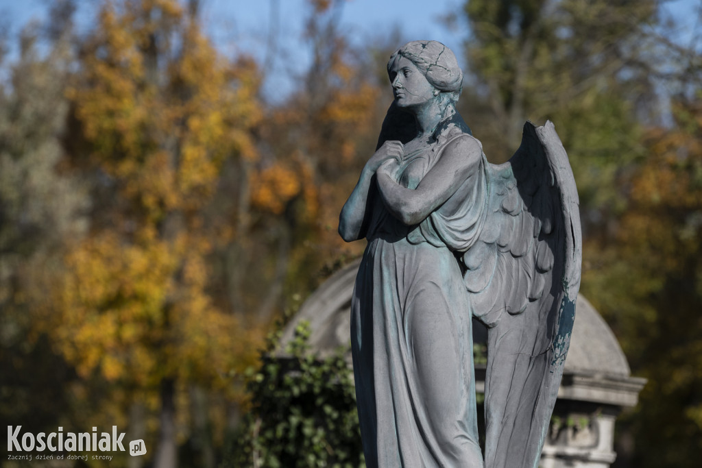 Tłumy na kościańskich cmentarzach