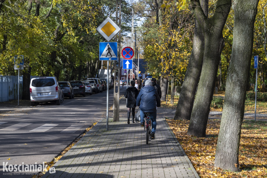 Tłumy na kościańskich cmentarzach