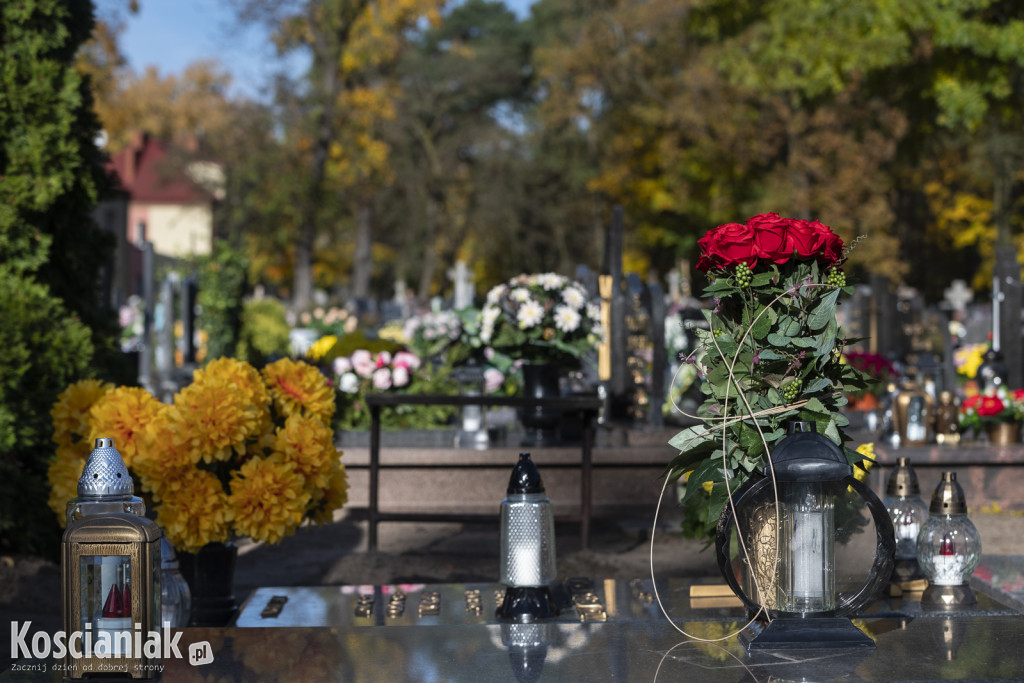 Tłumy na kościańskich cmentarzach