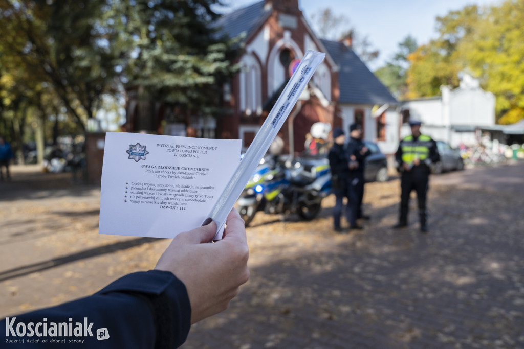 Tłumy na kościańskich cmentarzach