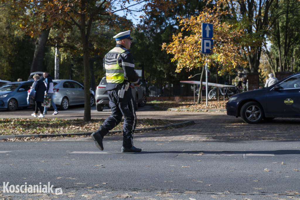 Tłumy na kościańskich cmentarzach