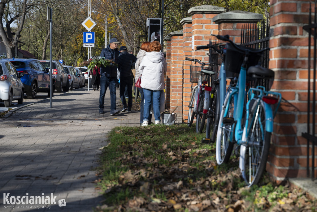 Tłumy na kościańskich cmentarzach