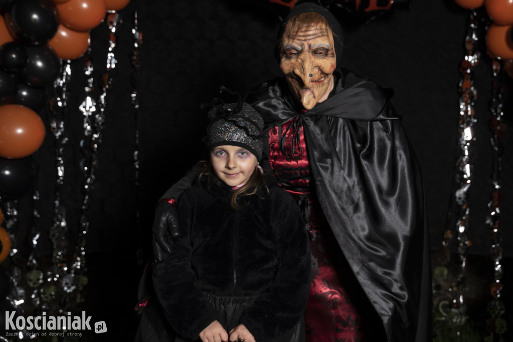 Halloweenowa fotościanka Kościaniaka