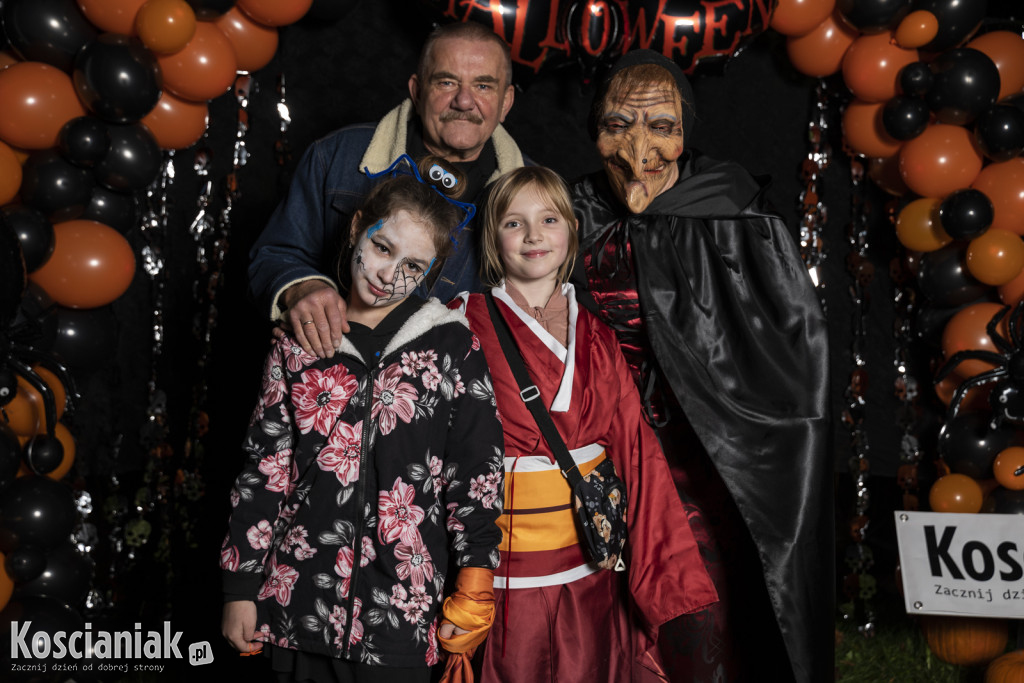 Halloweenowa fotościanka Kościaniaka