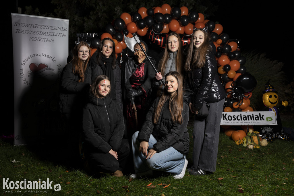 Halloweenowa fotościanka Kościaniaka