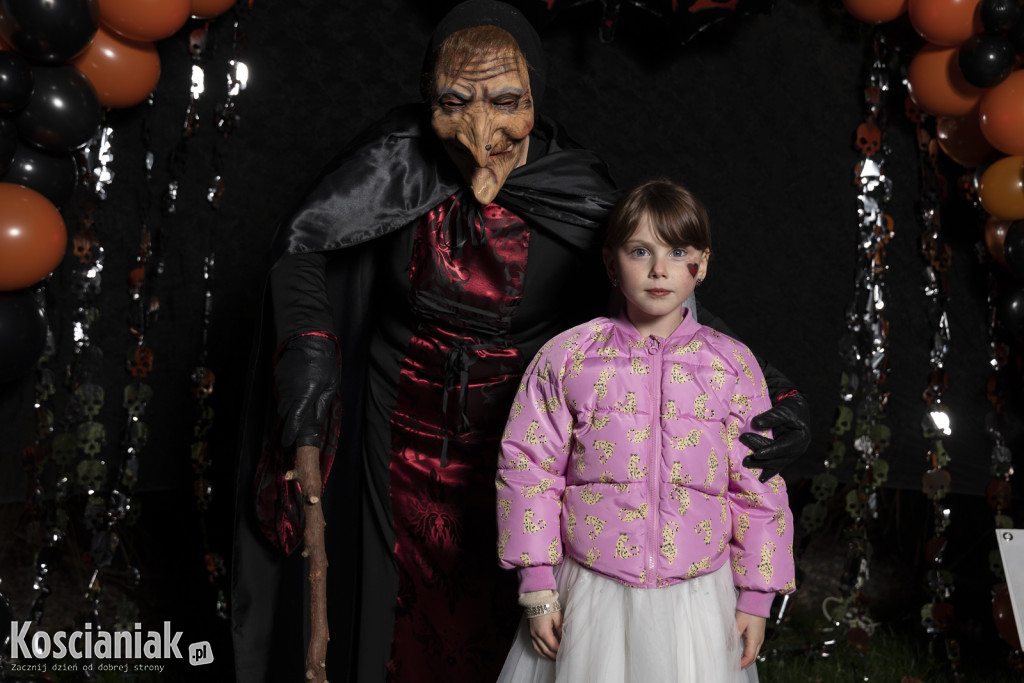 Halloweenowa fotościanka Kościaniaka